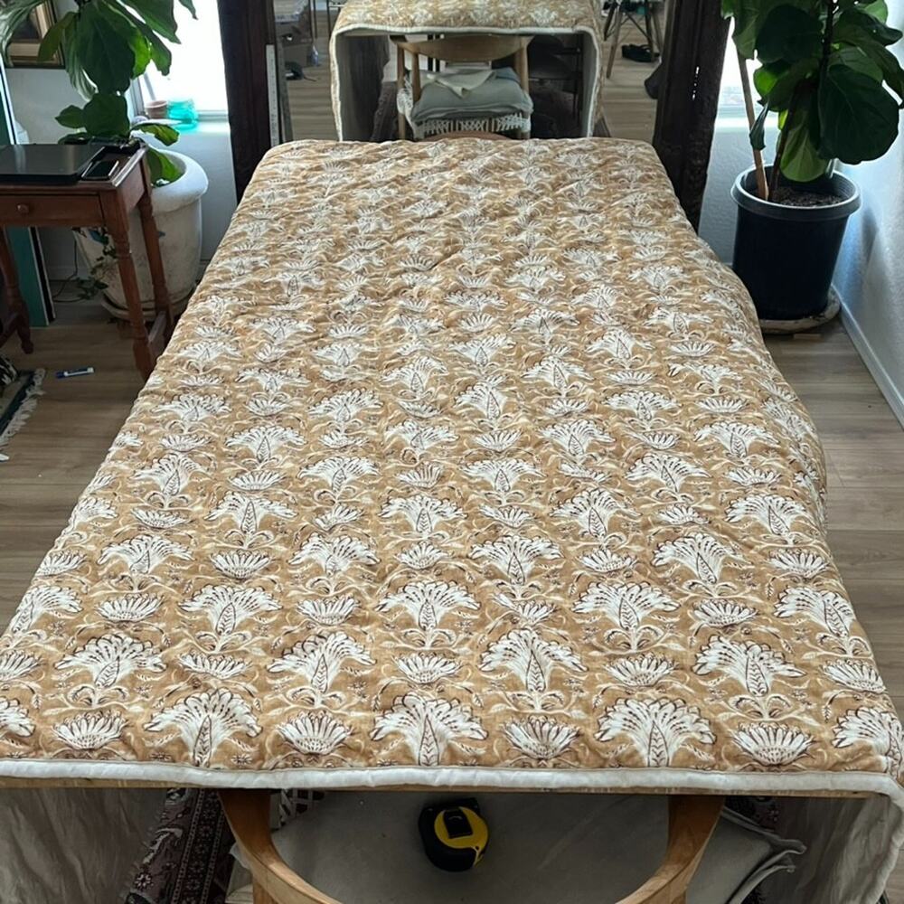 Threshold King Tan Floral Bedspread Reversible Linen Blend